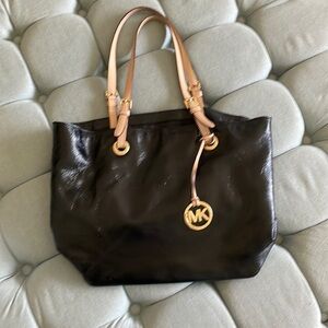 Michael Michael Kors Jet Set Tote Bag
